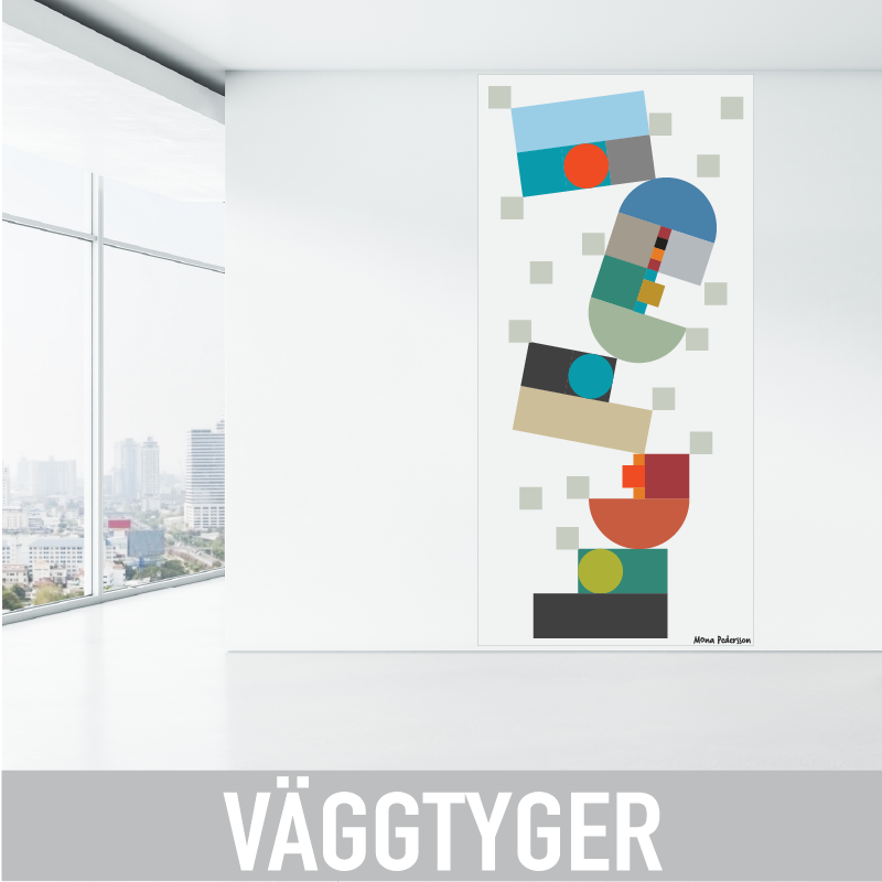 Geometriska former i olika färger placerade lekfullt på vit botten med formatet 145x300 cm.